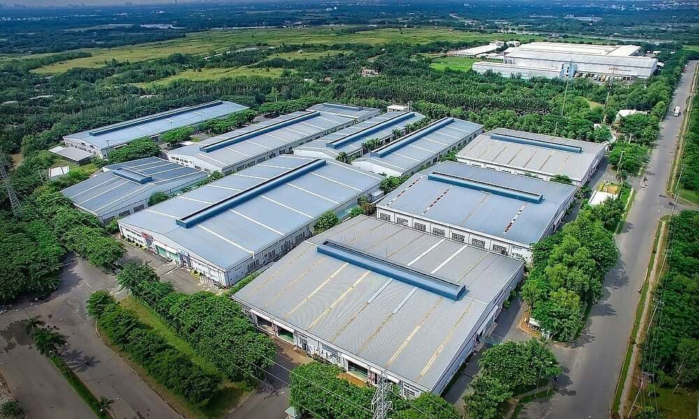 Bất động sản quý 2/2025 có thật sự khởi sắc? 4 Theo VARS nhận định, quý 1/2025 vừa qua, bất động sản công nghiệp thương mại đã "cướp" vị trí của chung cư và soán ngôi "quán quân"